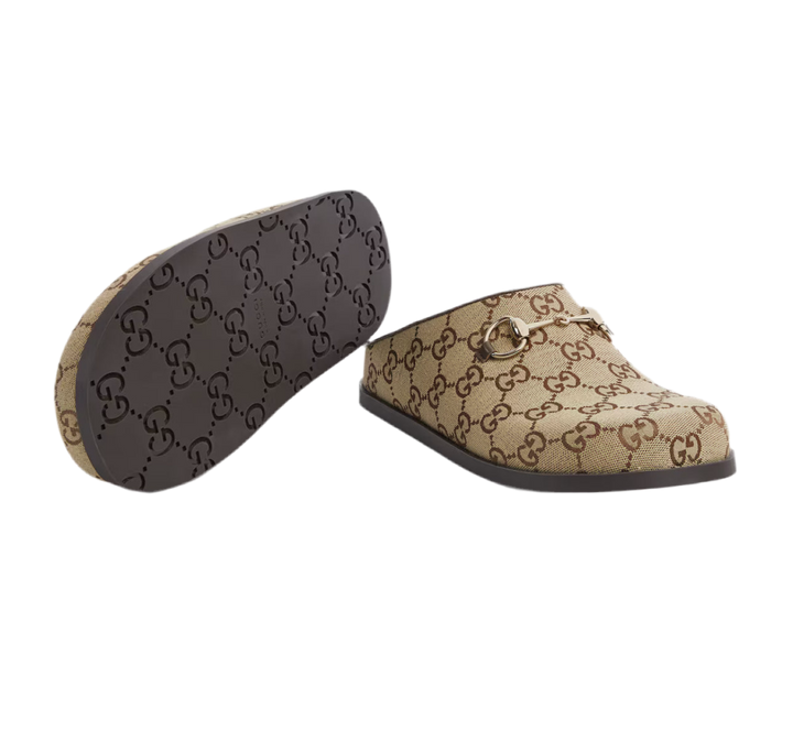 Elegante Slipper mit Metall-Detail