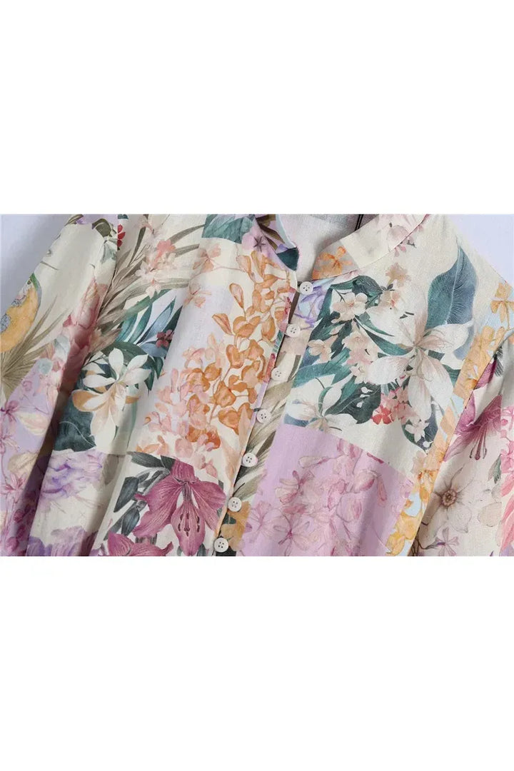 Lena Floral Mini Dress – Vintage Kleid mit Gürtel und langen Ärmeln