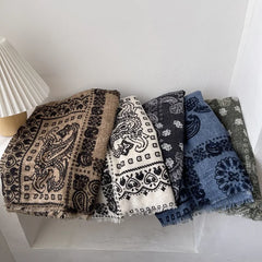ÉTOILE – Weicher Schal für Herbst und Winter – Produktansicht 2 | MIRAÉE PARIS