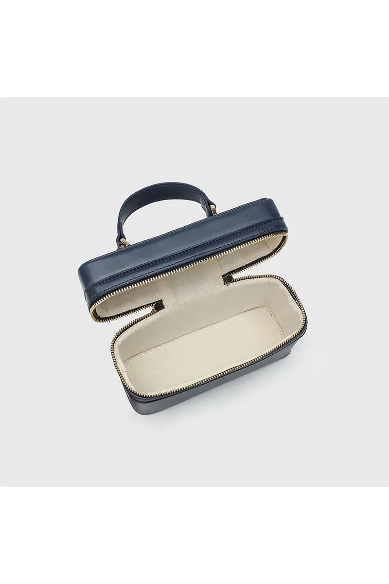 Aurelia Box Bag – Quadratisch. Stylisch. Zeitlos.