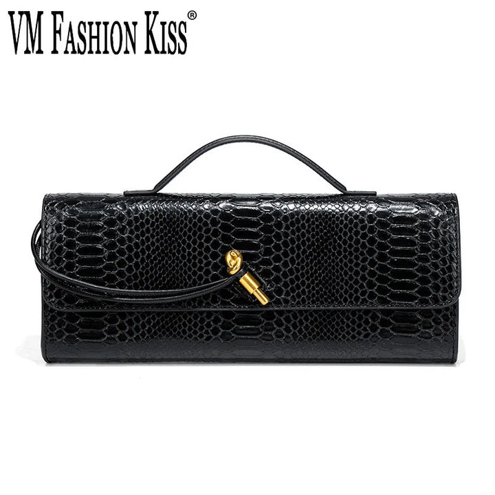 SERENA – Edle Baguette Bag in exotischer Python-Optik