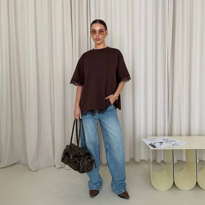 Éliane Lace Tee – Lässiges Patchwork‑T‑Shirt mit Spitzendetails