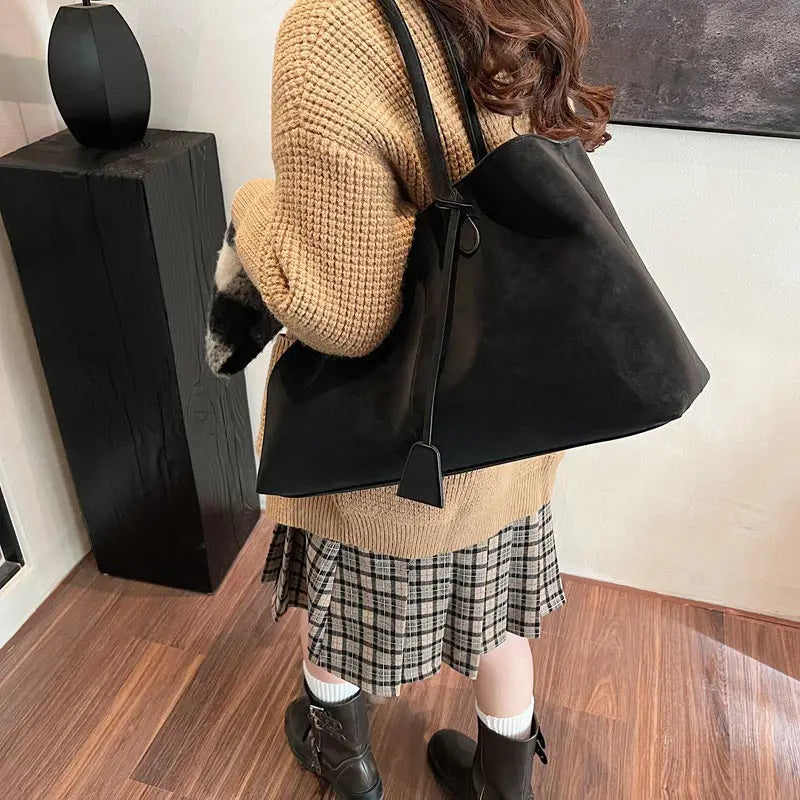MONA – Großraum Tote Bag im Vintage-Stil