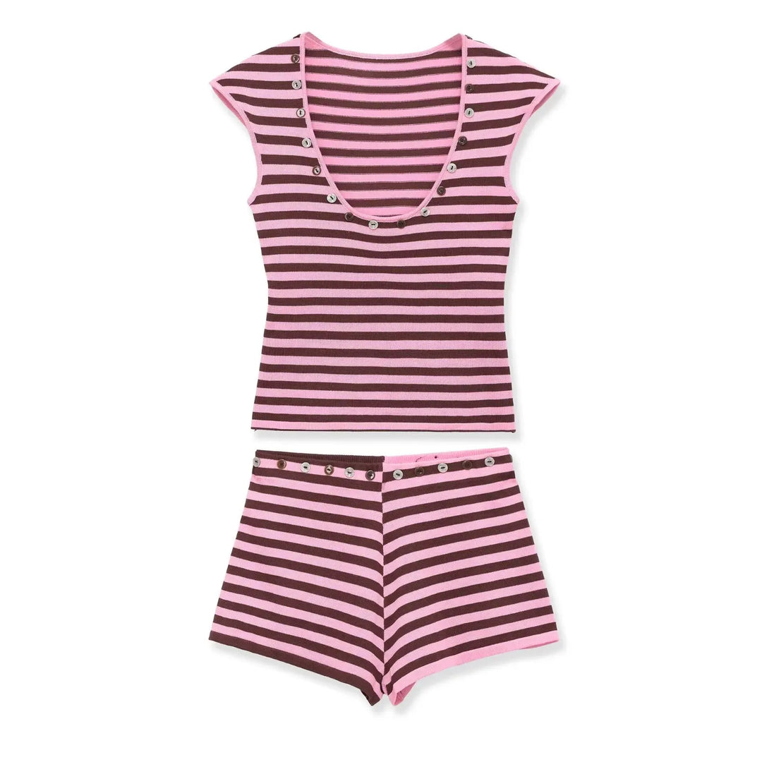 Clémence Strick-Zweiteiler – Gestreiftes Top & Shorts