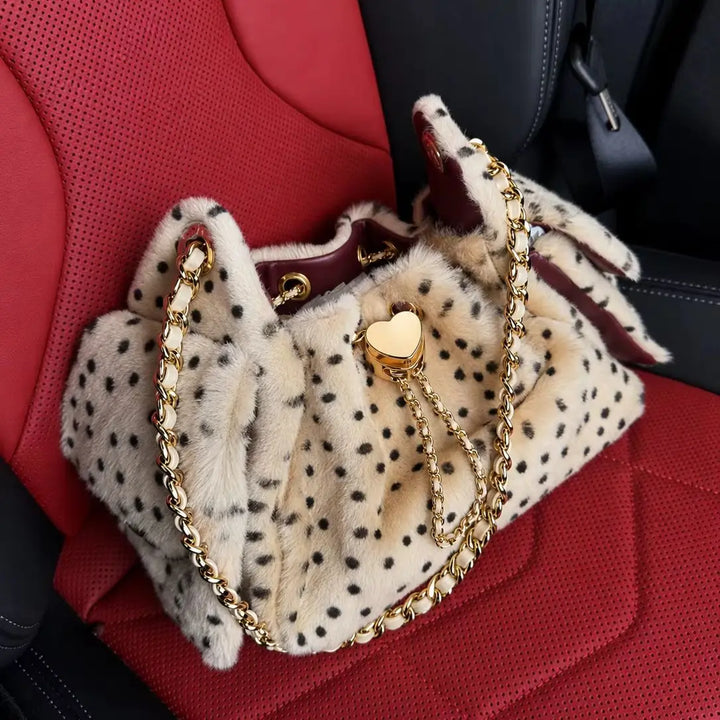 Léonie – Luxuriöse Faux-Fur Bucket Bag mit Leo-Print