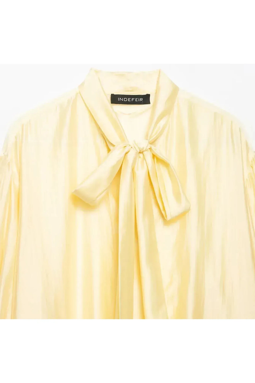 Amélie Satin Blouse – Elegante Damenbluse mit Schleifen‑Detail