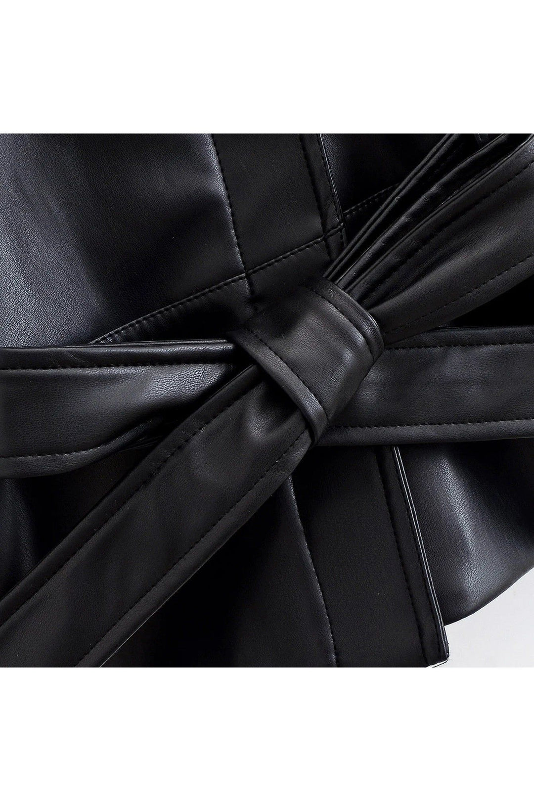 AMARA Vintage Damen Trenchcoat – Schwarze Kunstleder Jacke mit Gürtel