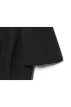 AURÉLIE – Feminines Kurzkleid mit Puffärmeln – Produktansicht 6 | MIRAÉE PARIS