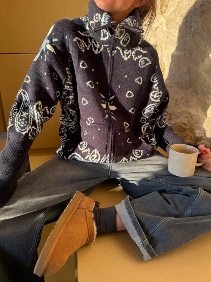 COLETTE – Jacquard-Strickcardigan mit Stehkragen – Produktansicht 5 | MIRAÉE PARIS