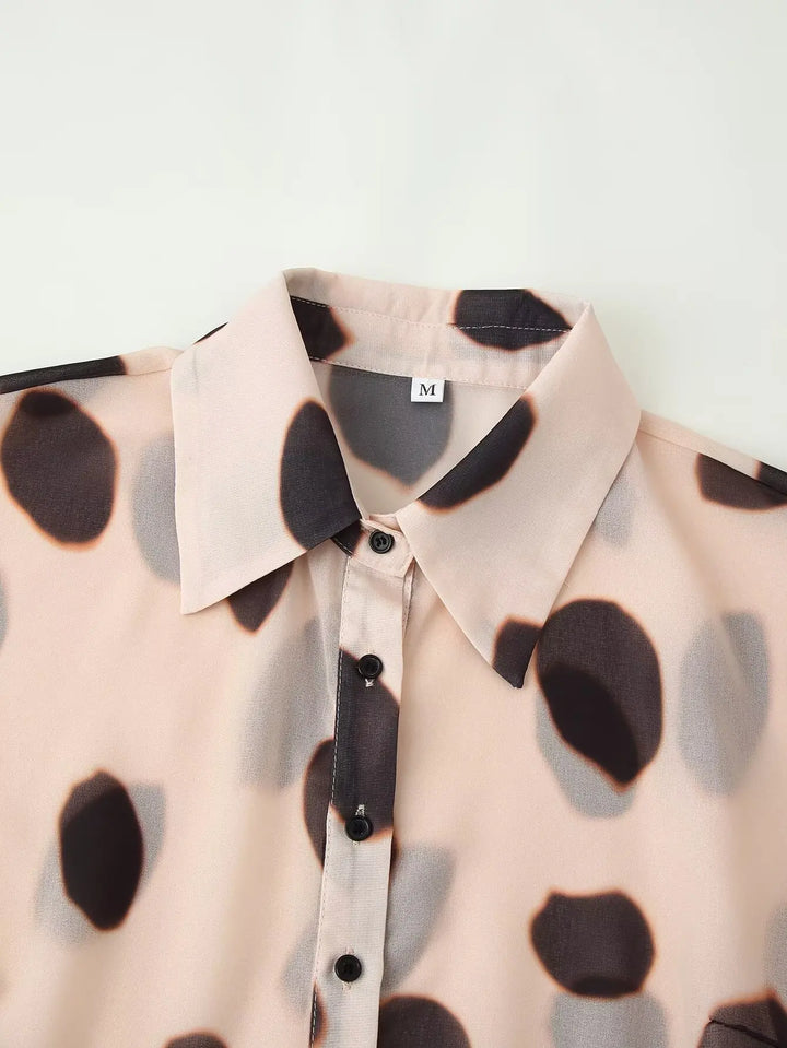 Luna – Y2K Mini Kleid mit Hemdkragen