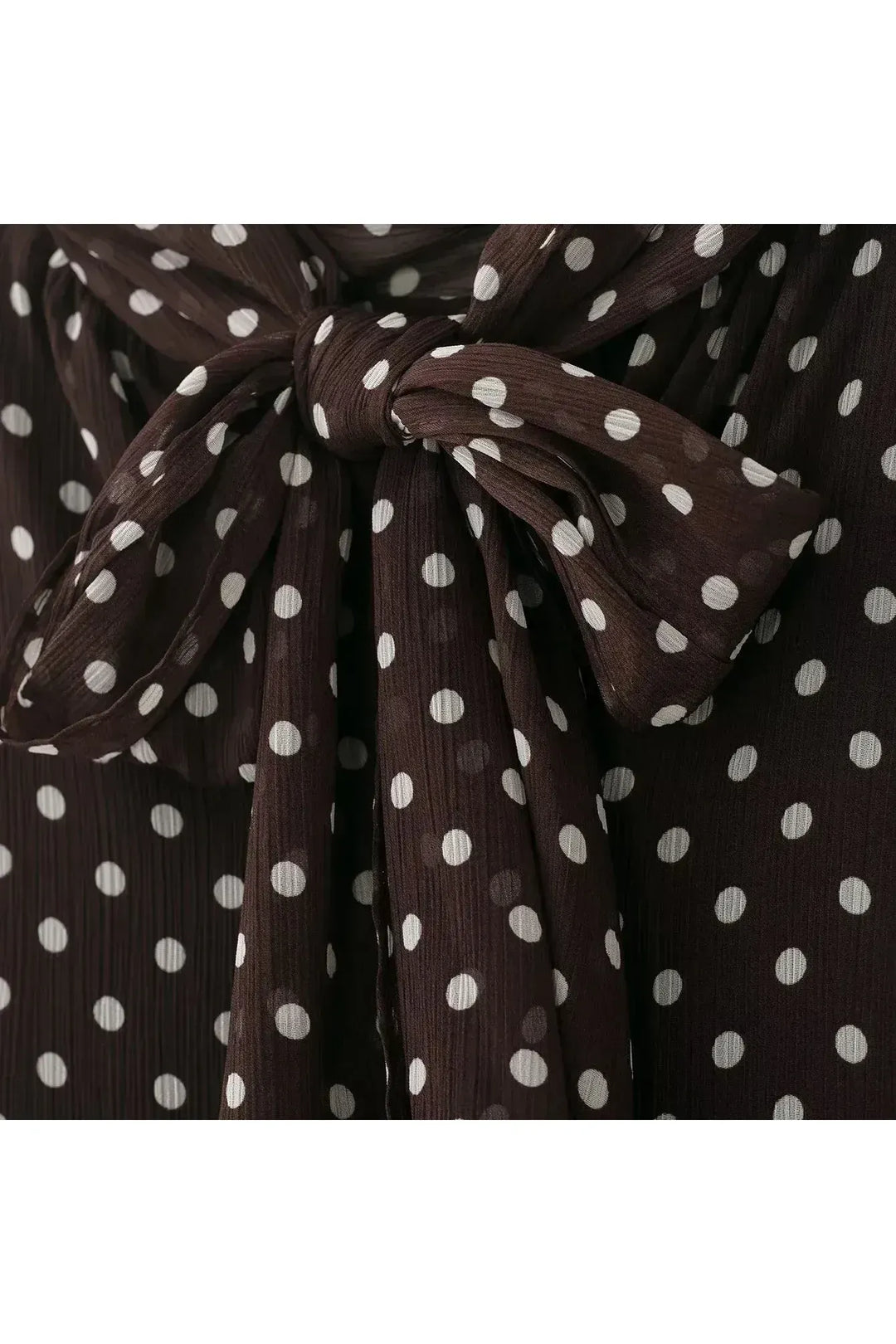 Camille Chic Blouse – Polka Dot Bluse mit Schleifen-Detail