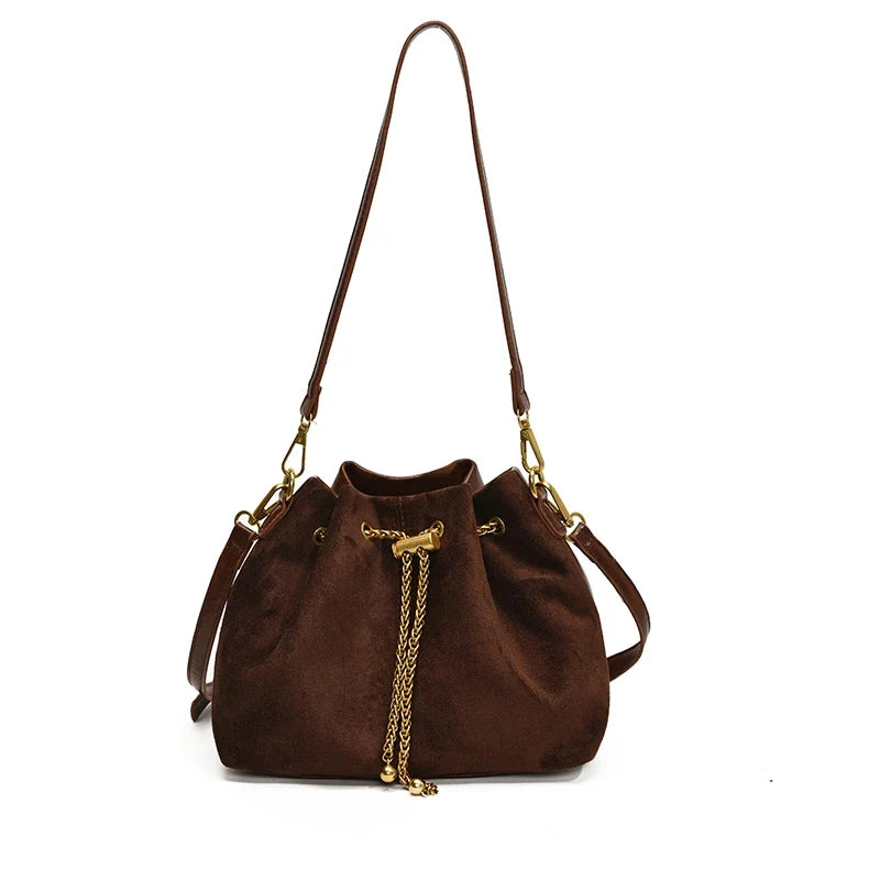 LENA – Weiche Crossbody Bucket Bag aus Kunstwildleder
