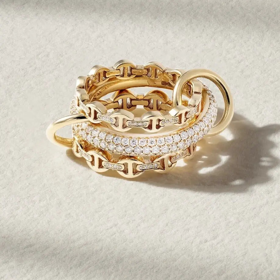 Élodie – Eleganter Zirkonia Ring mit 18K-Goldbeschichtung