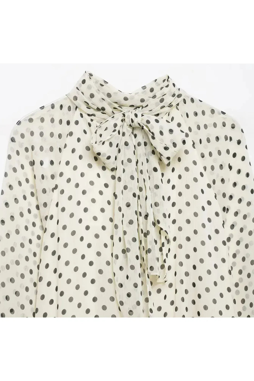 Camille Chic Blouse – Polka Dot Bluse mit Schleifen-Detail