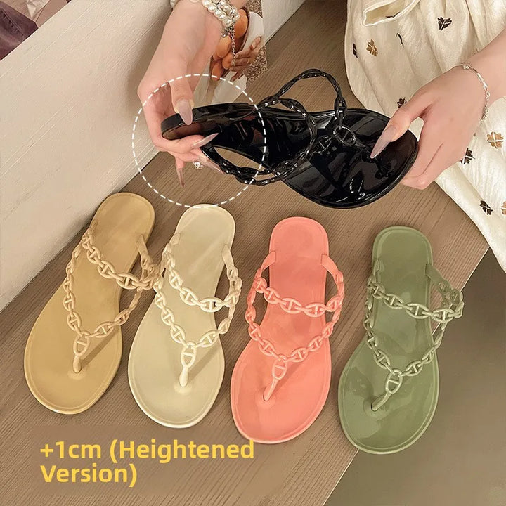 Anti-Slip Flat Sandals Women's Outdoor Beach Slippers Crystal Rhinestone Thong Slippers PVC Material Comfortable Casual Shoes