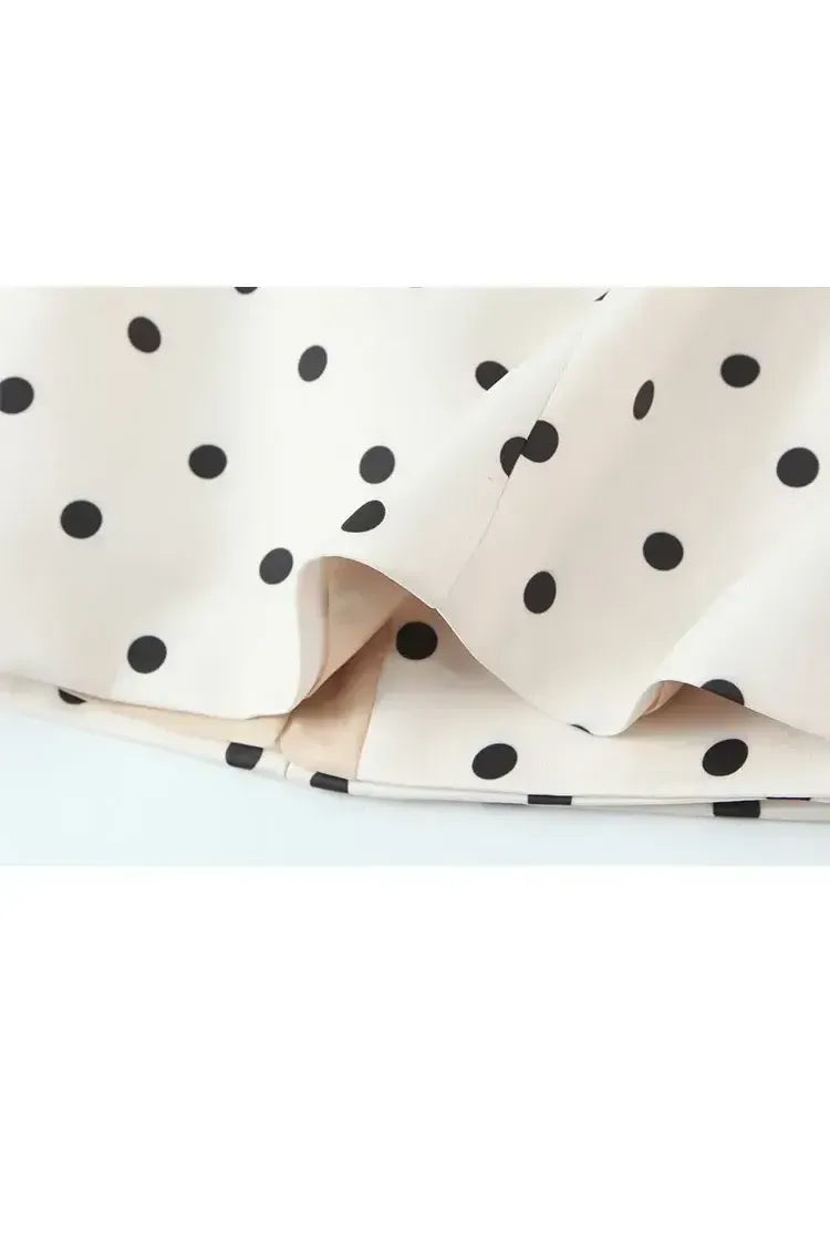 Valérie Chic Set – Polka Dot Blazer & High-Waist Rock