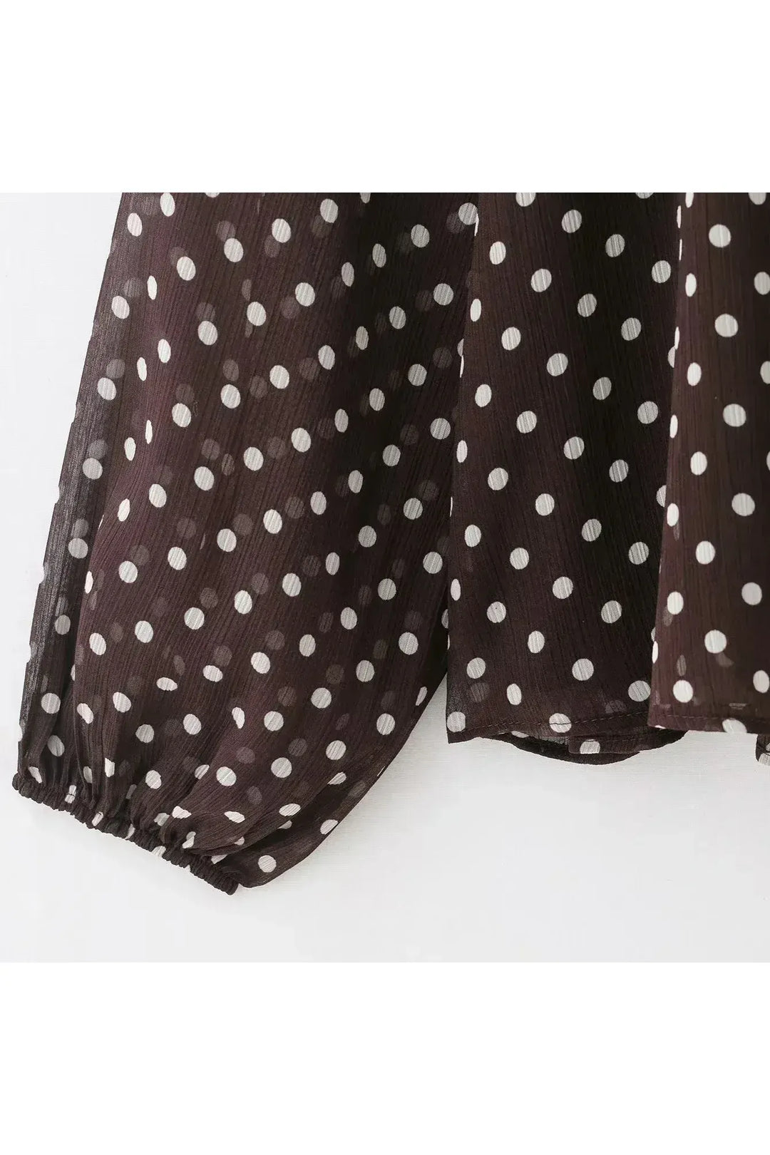 Camille Chic Blouse – Polka Dot Bluse mit Schleifen-Detail