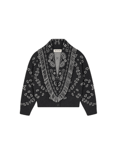 MIRAEE-UNIFORM-2026 | AMARA – Fransen Strickcardigan – schwarz – freigestellte Produktansicht auf weißem Hintergrund