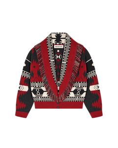 MIRAEE-UNIFORM-2026 | AMARA – Fransen Strickcardigan – rot – freigestellte Produktansicht auf weißem Hintergrund