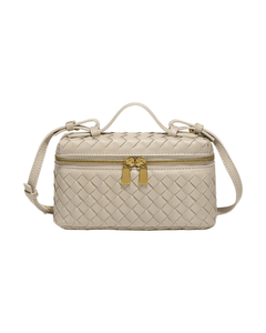 MIRAEE-UNIFORM-2026 | AURELIA – Luxuriöse Ledertasche mit Flechtdesign – beige-1 – freigestellte Produktansicht auf weißem Hintergrund