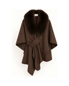 MIRAEE-UNIFORM-2026 | AURELIE – Damen-Cape mit abnehmbarem Kunstfellkragen – Braun – freigestellte Produktansicht auf weißem Hintergrund