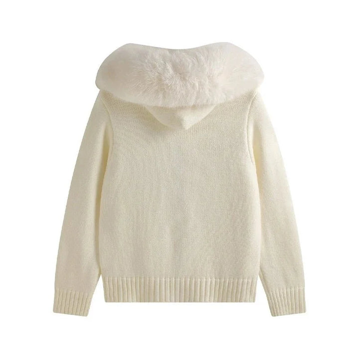 BIANCA – Oversized Strickmantel mit Kapuze & Fell-Kragen - ZAYVI