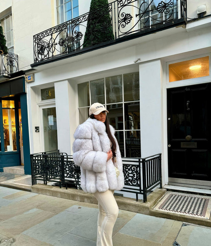 CHARLOTTE - Klassicher Kunstpelzmantel - Miraee Paris