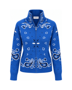 MIRAEE-UNIFORM-2026 | COLETTE – Jacquard-Strickcardigan mit Stehkragen – Blau – freigestellte Produktansicht auf weißem Hintergrund