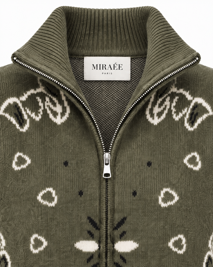 COLETTE Khaki – Detailaufnahme von MIRAÉE PARIS Label, Kragen, Reißverschluss und Strickstruktur