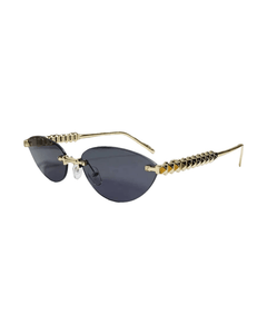 MIRAEE-UNIFORM-2026 | Élodie Cat-Eye Sonnenbrille – Schwarz – freigestellte Produktansicht auf weißem Hintergrund