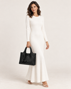 ISADORA Crossbody Bag – Trageansicht am Model