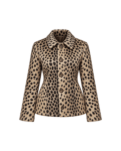 MIRAEE-UNIFORM-2026 | LÉOPARD – Leichte Damenjacke mit Leo-Print – 02 Khaki – freigestellte Produktansicht auf weißem Hintergrund