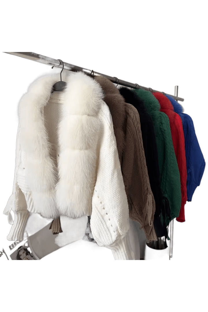 LUMINA – Winter Cardigan mit Kunstpelzkragen - Miraee Paris