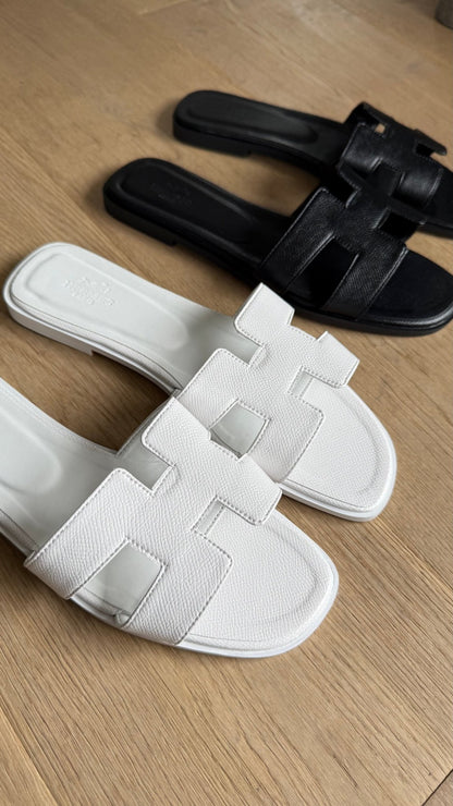 Luna Cut Leather Sandal - Miraee Paris