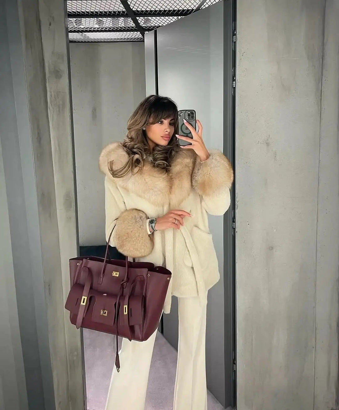 Luxuriöser Parka aus Wollfell – Miraée Paris - Miraee Paris