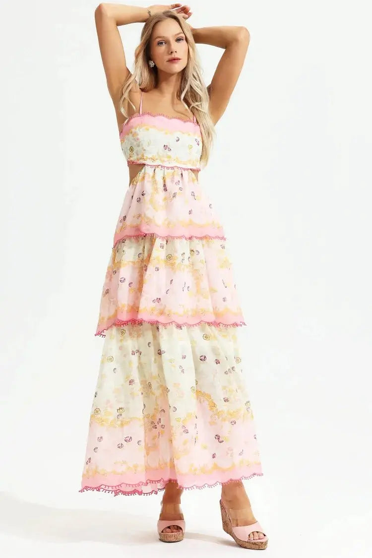 Floraler Traum in Rosa – Das Statement-Kleid des Sommers.