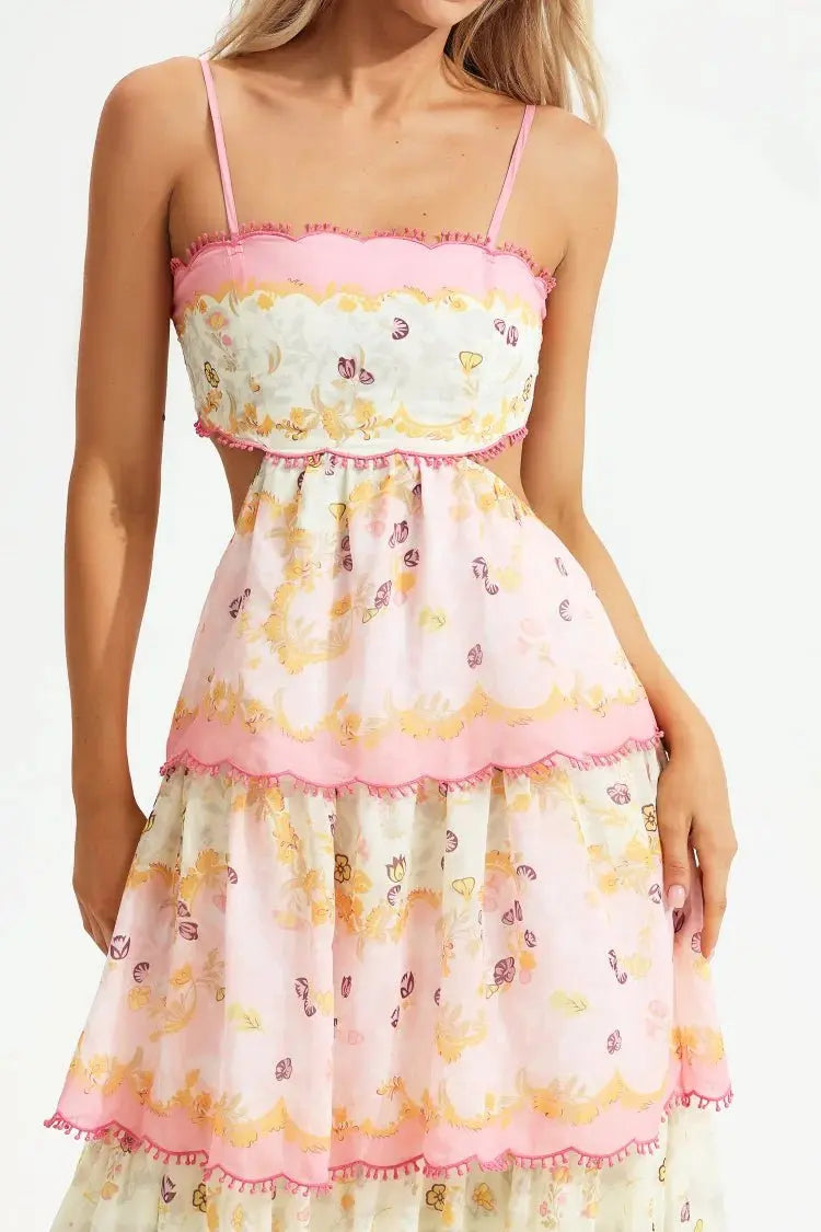 Floraler Traum in Rosa – Das Statement-Kleid des Sommers.
