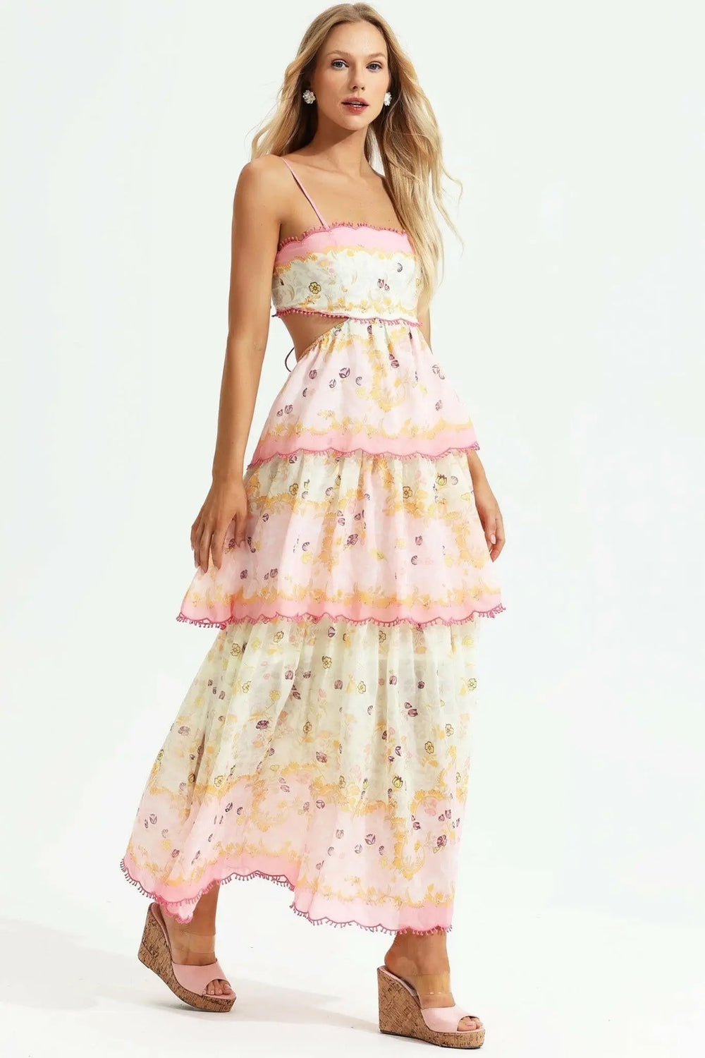 Floraler Traum in Rosa – Das Statement-Kleid des Sommers.