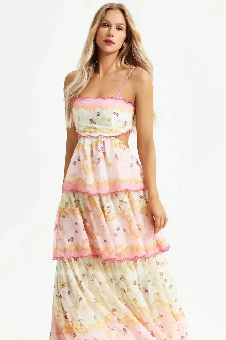 Floraler Traum in Rosa – Das Statement-Kleid des Sommers.