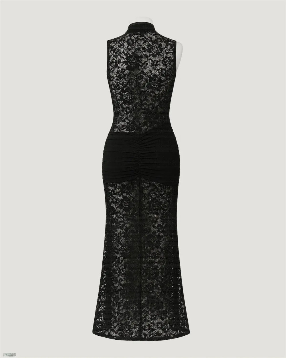Midikleid aus Spitze mit Keyhole-Ausschnitt.