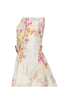 Miraée Paris Aurora Bloom – Kleid mit Gürtel in sanften Pastelltönen und floralem Muster, ideal für Sommer und besondere Anlässe.