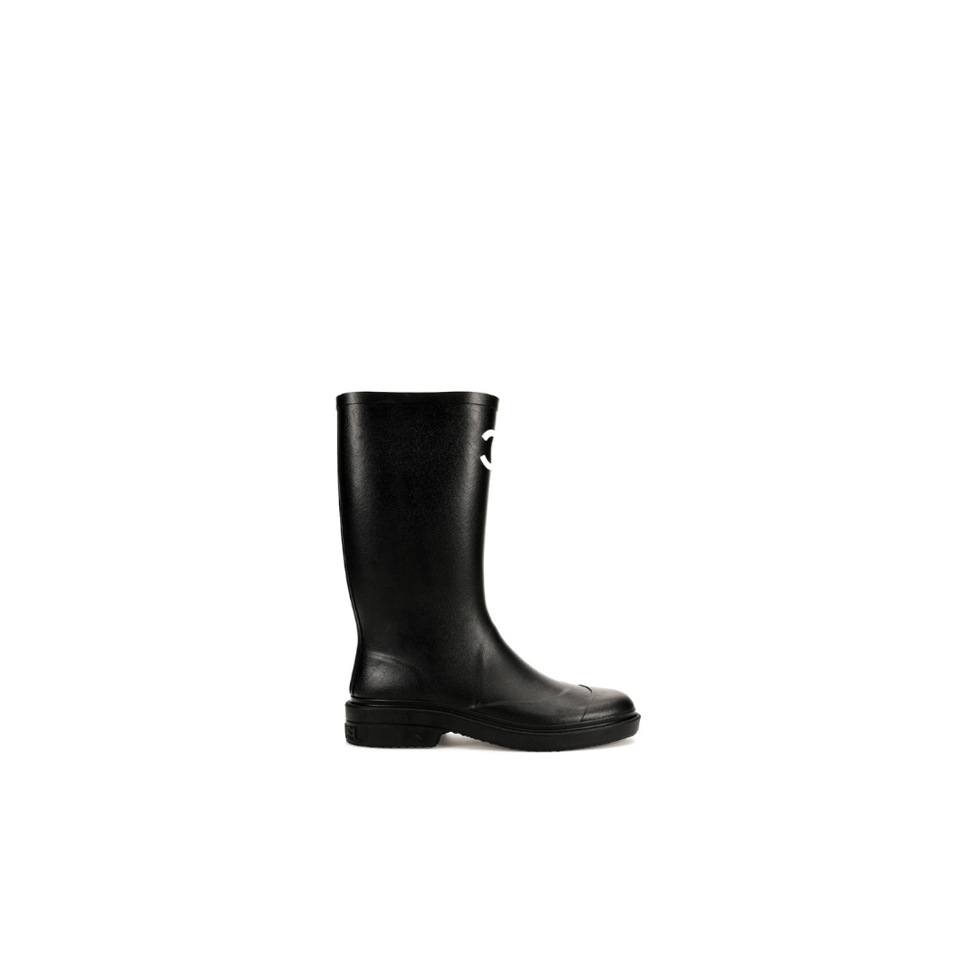 Elegante Damen Gummistiefel – Stilvolle, wasserdichte Regenstiefel in Schwarz seitlich betrachtet