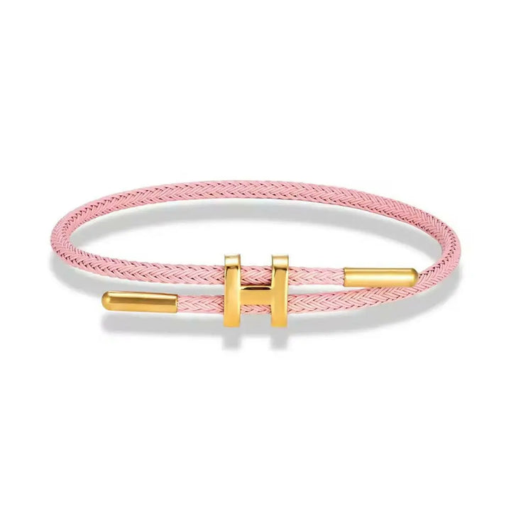 Luxora Armband – Eleganz trifft Minimalismus.