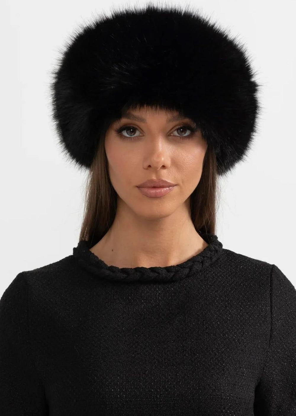 Luxury Faux Fur Hat - Stylish black faux fur hat for women, perfect for elegance and comfort on cold days.