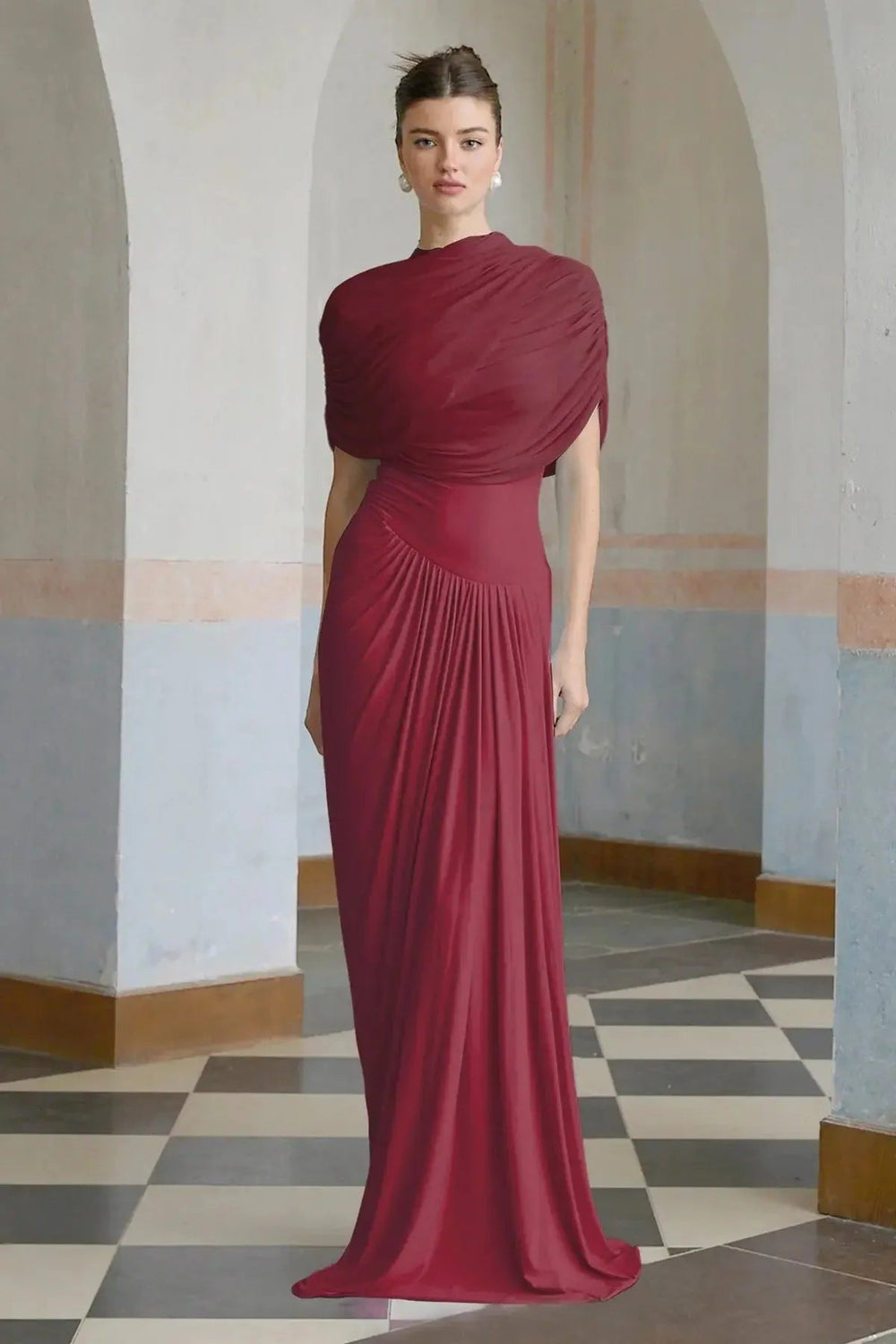 Drapiertes Maxikleid Celeste in Rot mit eleganter Drapierung für besondere Anlässe.