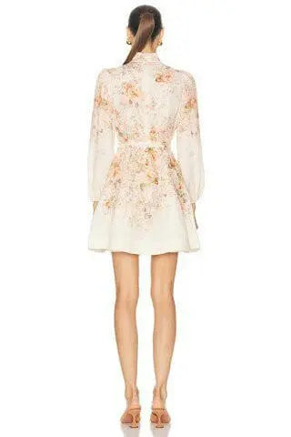 Miraée Paris – Vintage-Blumenkleid mit Puffärmeln & Taillengürtel.