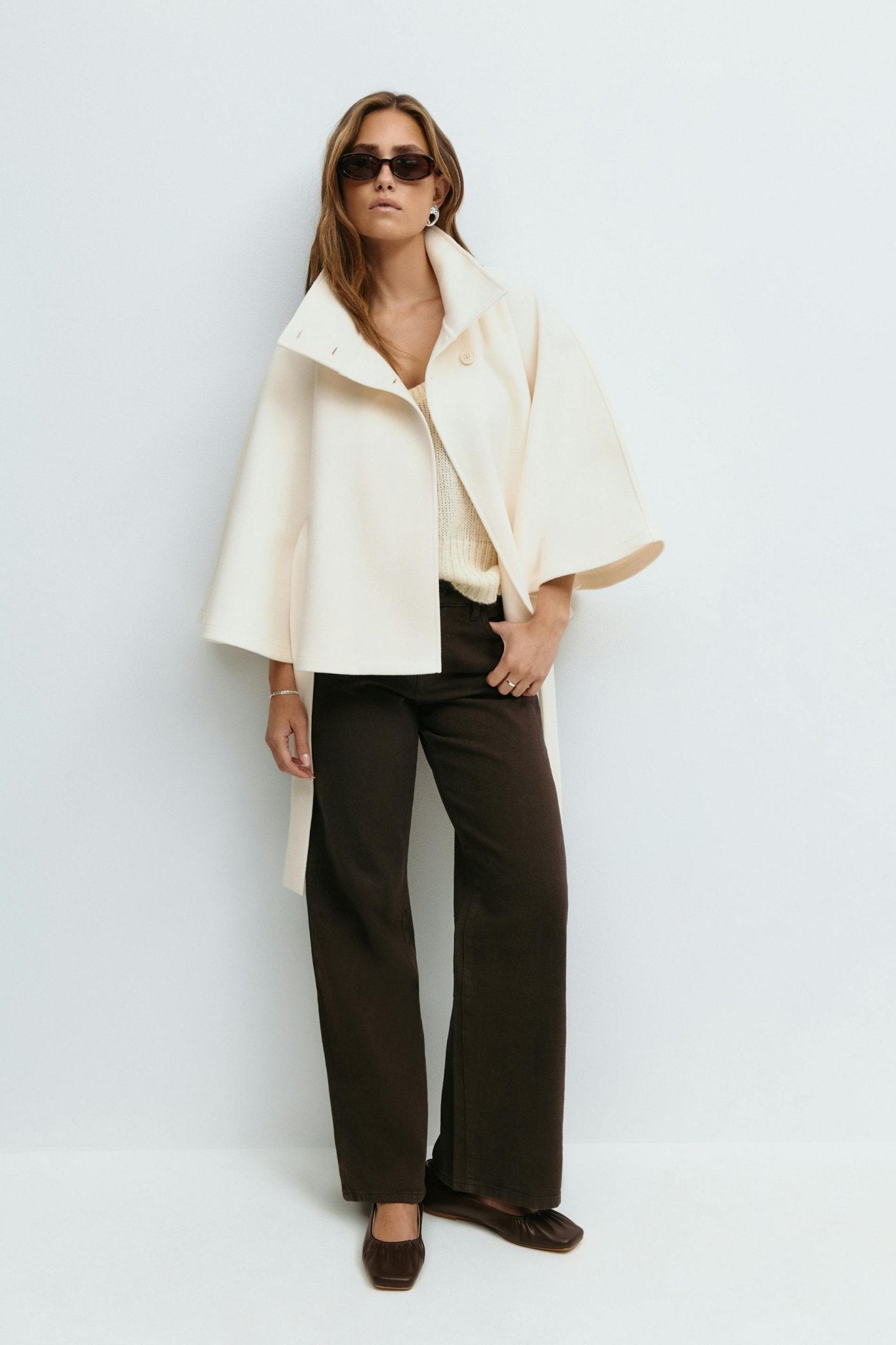 Miraeeparis Cape - Jacke mit Gürtel – Elegante Damenjacke im Designer - Stil - Miraee Paris