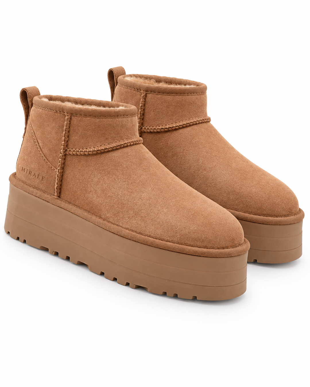 NOÉMIE Plateau-Winterboots Camelbraun – Freisteller mit MIRAÉE Prägung