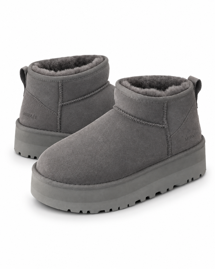 NOÉMIE Plateau-Winterboots Grau – Freisteller mit MIRAÉE Prägung