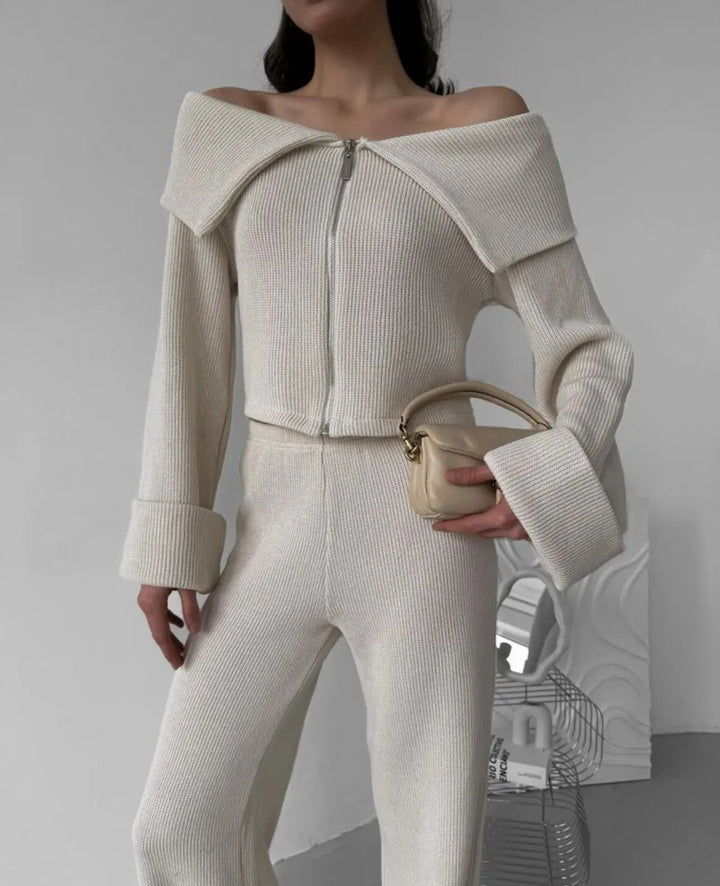 Off - Shoulder Knit Set – Elegante Zweiteiler von Miraéeparis - Miraee Paris